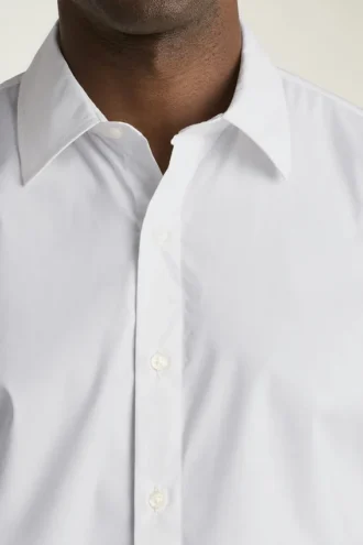 Añade un toque de estilo con el Riviera Short Sleeve Shirt de Bonobos