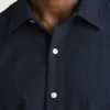 Añade un toque de estilo con el Riviera Short Sleeve Shirt de Bonobos