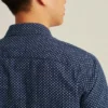 Añade un toque de estilo con el Riviera Short Sleeve Shirt de Bonobos