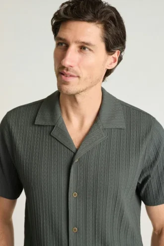 Camisa Cabana para hombre de Bonobos | Corte holgado elástico | Estilo informal