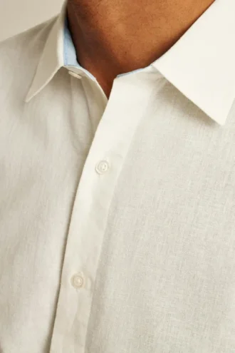 Camisa de lino sencilla