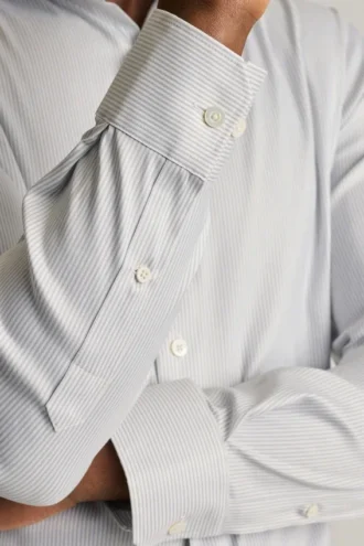Camisa de vestir elástica Bonobos Jetsetter Stretch, sofisticada y cómoda