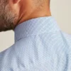 Camisa de vestir elástica Bonobos Jetsetter Stretch, sofisticada y cómoda