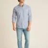 Camisa elástica para el día a día: Camisa de algodón con botones de Bonobos