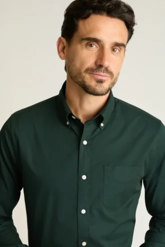 Camisa elástica para el día a día: Camisa de algodón con botones de Bonobos