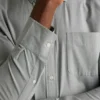 Camisa elástica para el día a día: Camisa de algodón con botones de Bonobos