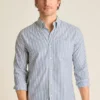 Camisa elástica para el día a día: Camisa de algodón con botones de Bonobos