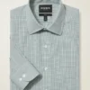 Camisa para ir de la oficina a cenar: camisa con botones sin meter por dentro Camisa para ir de la oficina a cenar: camisa con botones sin meter por dentro