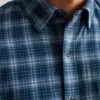 Camisas de franela elásticas y ligeras Camisas de franela elásticas y ligeras