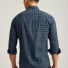 Camisas de franela elásticas y ligeras Camisas de franela elásticas y ligeras