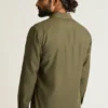 Camisas utilitarias teñidas en prenda