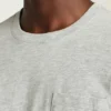 Camiseta con bolsillo de algodón orgánico Camiseta con bolsillo de algodón orgánico