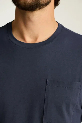 Camiseta con bolsillo de algodón orgánico