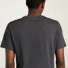 Camiseta con bolsillo de algodón orgánico Camiseta con bolsillo de algodón orgánico