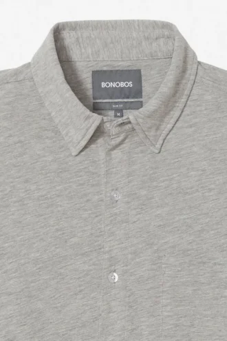Camiseta con botones