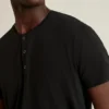 Camiseta Henley de manga corta Jetsetter Performance Camiseta Henley de manga corta Jetsetter Performance