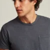Camiseta teñida en pieza Camiseta teñida en pieza