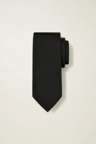 Completa tu look con la corbata de seda premium de Bonobos