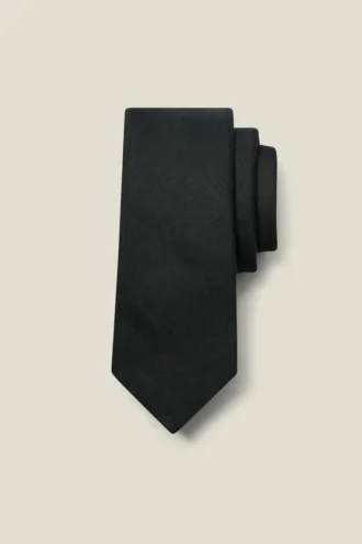 Completa tu look con la corbata de seda premium de Bonobos