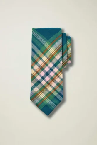 Completa tu look con la corbata de seda premium de Bonobos