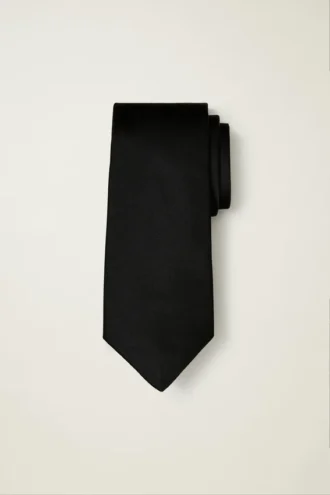Completa tu look con la corbata de seda premium de Bonobos