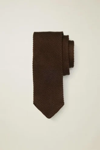 Completa tu look con la corbata de seda premium de Bonobos