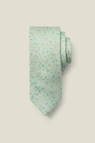 Completa tu look con la corbata de seda premium de Bonobos