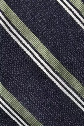 Completa tu look con la corbata de seda premium de Bonobos