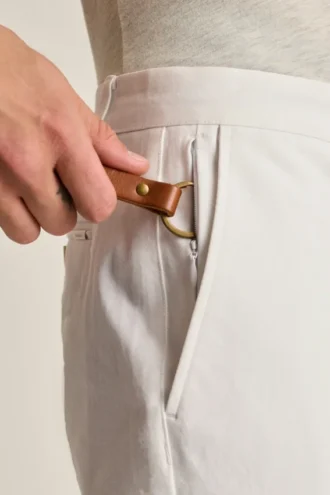 Descubre un estilo desenfadado con los chinos elásticos para hombre 2.0 de Bonobos