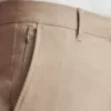 Descubre un estilo desenfadado con los chinos elásticos para hombre 2.0 de Bonobos