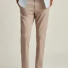 Descubre un estilo desenfadado con los chinos elásticos para hombre 2.0 de Bonobos