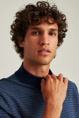 Jersey de cuello alto de algodón y cachemira