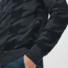 Jersey de cuello redondo de lana merino con estampado de pata de gallo Jersey de cuello redondo de lana merino con estampado de pata de gallo