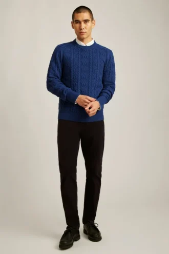 Jersey de punto trenzado de peso medio con cuello redondo