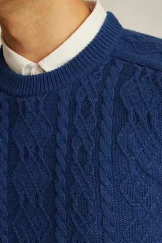 Jersey de punto trenzado de peso medio con cuello redondo