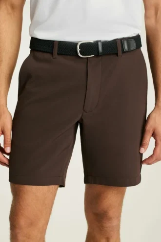 Juega con estilo con los pantalones cortos de golf Highland Tour de Bonobos