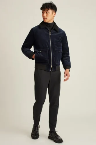 La bomber con cuello sherpa