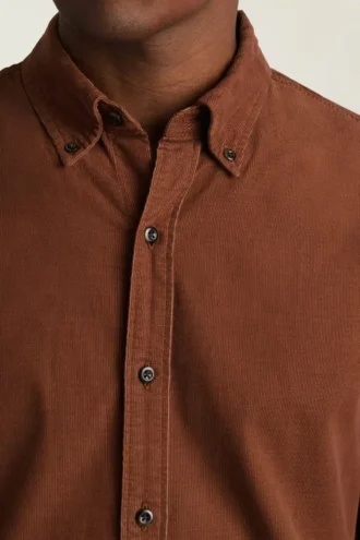 La camisa de pana elástica
