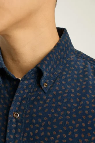 La camisa de pana elástica