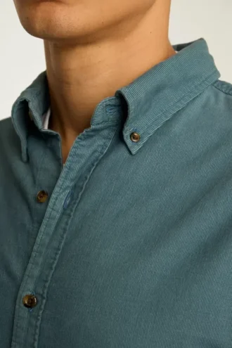 La camisa de pana elástica