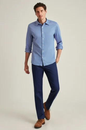 La camisa de punto para ir de la oficina a cenar