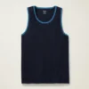 La camiseta sin mangas La camiseta sin mangas