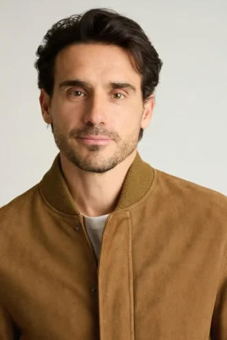 La chaqueta bomber de ante La chaqueta bomber de ante