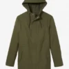 La chaqueta de campo con capucha La chaqueta de campo con capucha