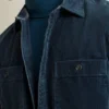 La chaqueta de cordón La chaqueta de cordón