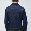La chaqueta vaquera elástica La chaqueta vaquera elástica