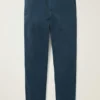 Los elegantes pantalones Navigator. Cómpralos ahora en Bonobos