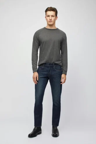 Los vaqueros azules: denim clásico en múltiples lavados