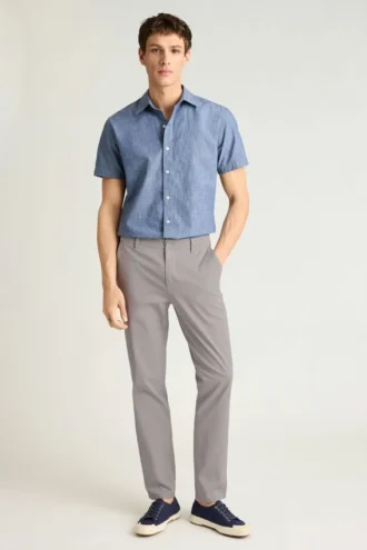Pantalón chino ligero