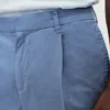 Pantalones chinos con pliegues Pantalones chinos con pliegues